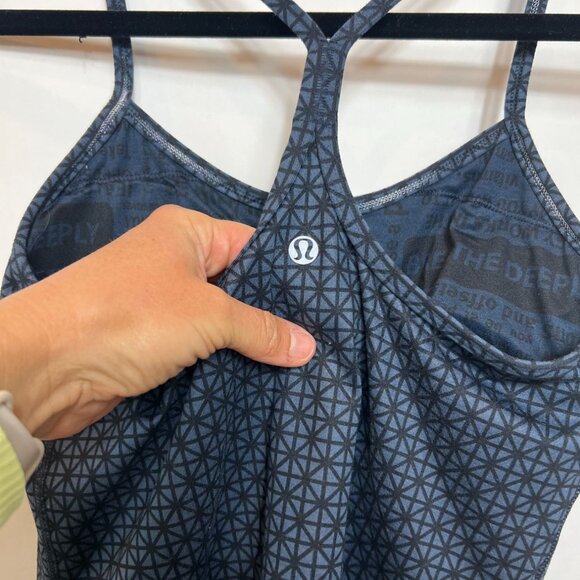 Lululemon Power Y Tank Tri Geo Printed Inkwell Black Size 6 Yoga Athletic Gym - Picture 10 of 11